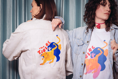 Veste en jean bleu clair I'm a Tigirl x La fête Sauvage